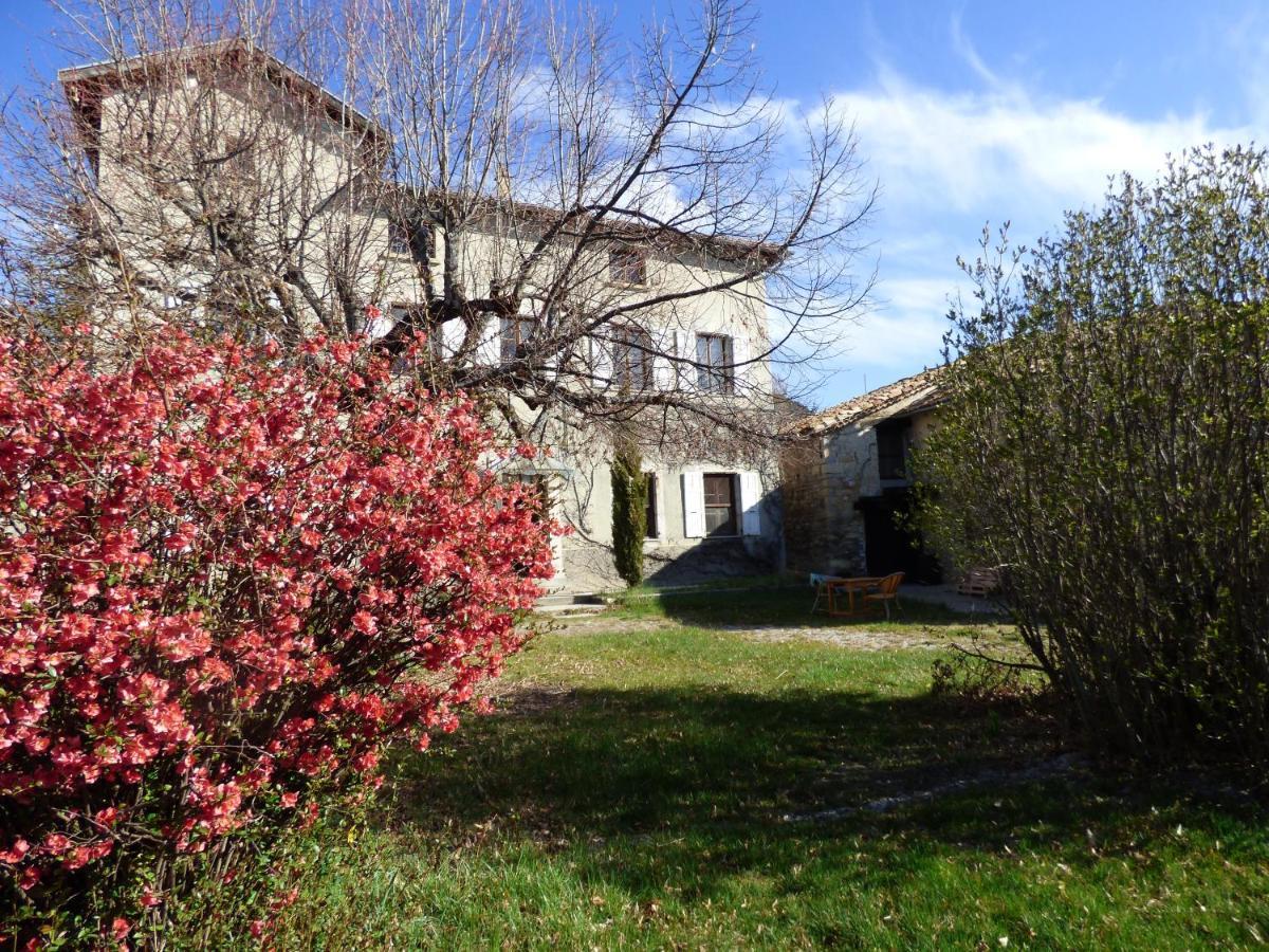 Le Relais Des Baronnies Montjay (Hautes-Alpes) Exterior foto
